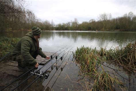 Discover Top Carp Fishing Lakes and Fisheries Near You